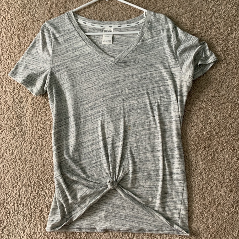 grey white and black pattern tee shirt self tie